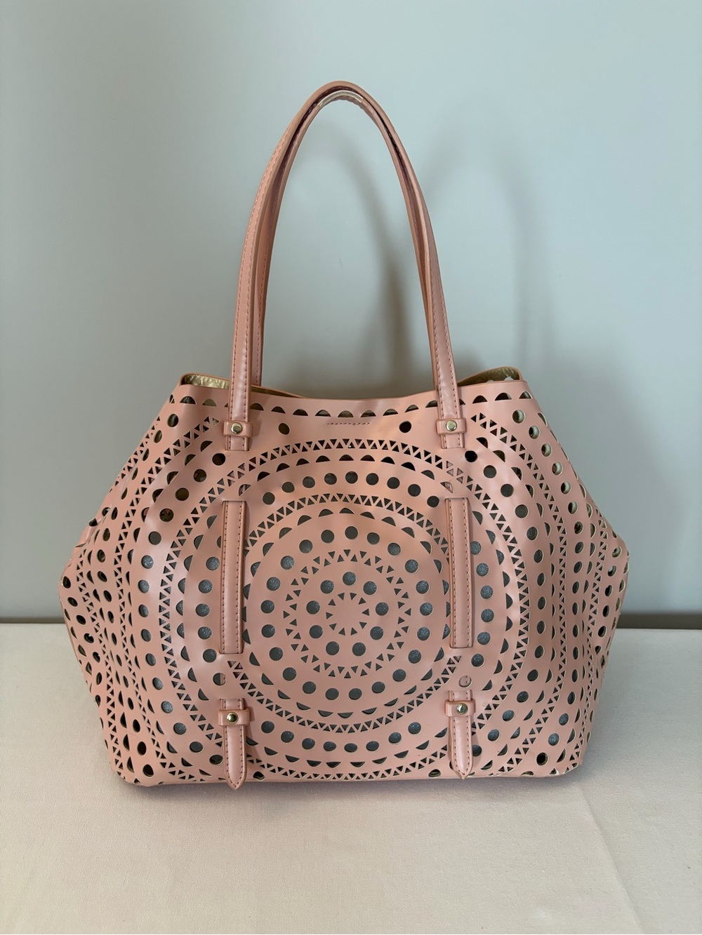 Urban Expressions Pink Perforated Floral Vegan Leather Tote Bag Boho Chic - Picture 2 of 11